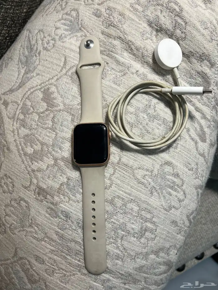 ساعة أبل نظييفة 2