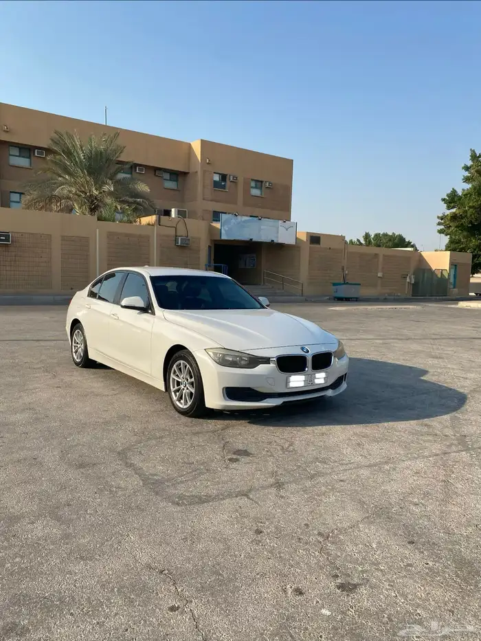 للبيع بي ام دبليو 2014 الفئه الثالثه 1600CC حجم 316 7