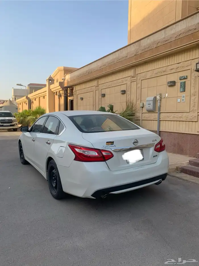 التيما 2017 العيسى 2.5L للبيع او البدل 1