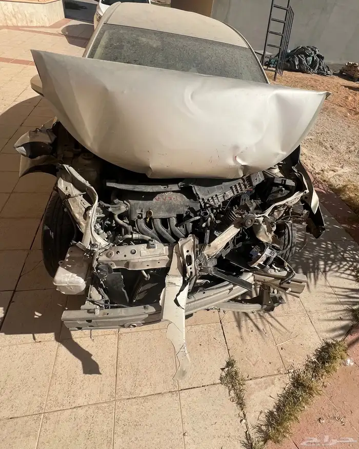 يارس 2016 مصدومه للبيع 0