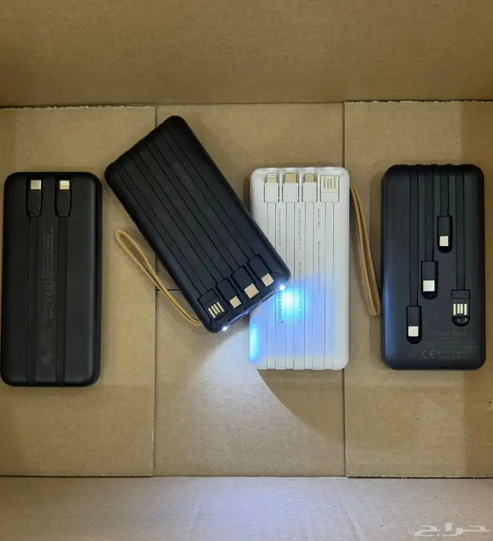 شاحن متنقل مع كيبل مدمج وكشاف مدمج جديد 1