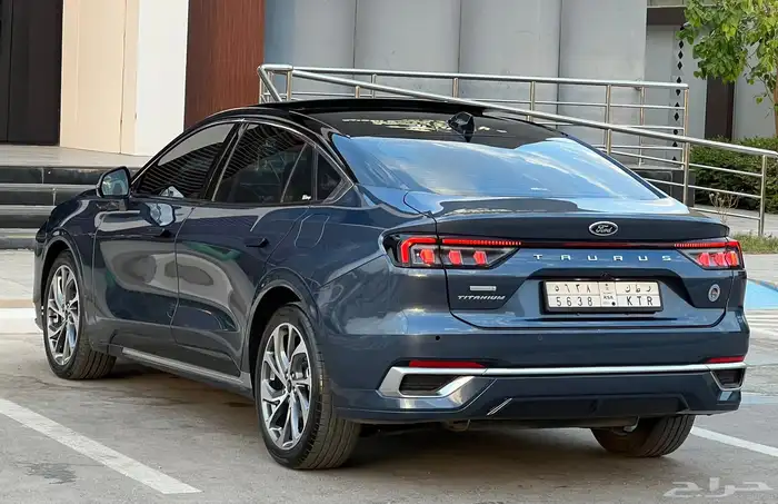 فورد توروس 2023 فل كامل 4