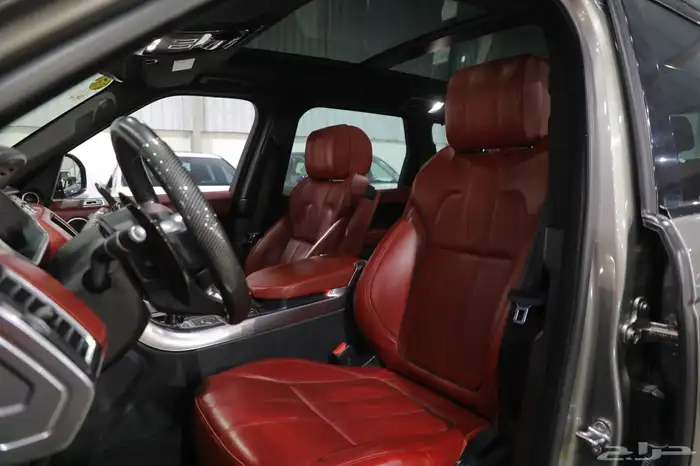 رنج روفر اسبورت 2017 سعودي شبه جديد 9