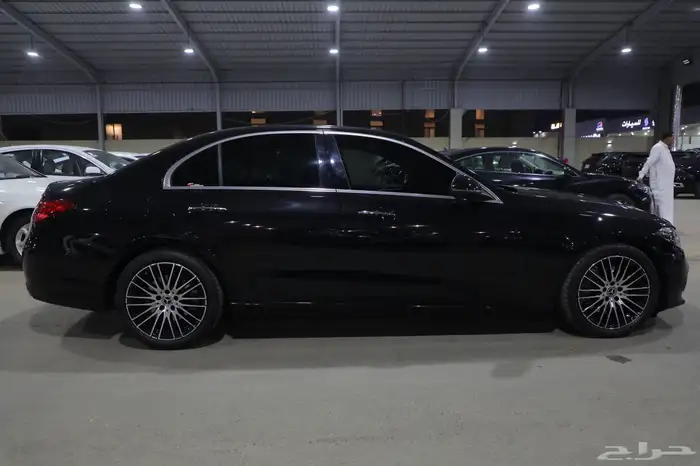 مرسيدس C300 فل وارد كوريا موديل 2024 4