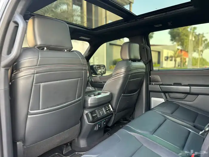 فورد رابتر 37 2024 F150 سعودي ناغي شبه جديد 19