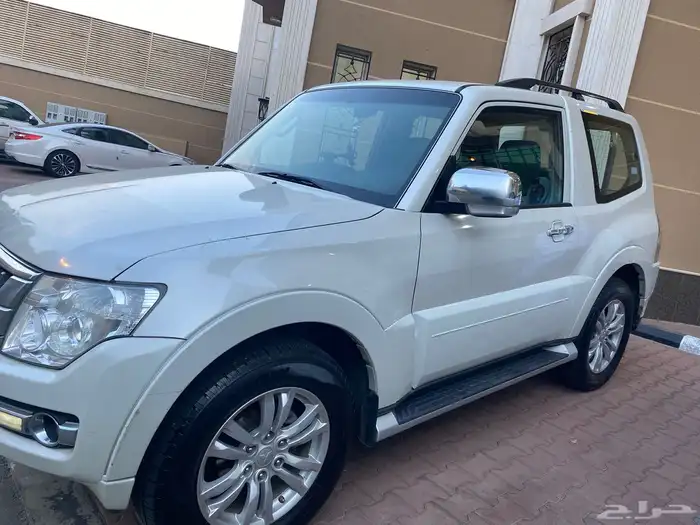 باجيرو ربع 2016 ابيض 21