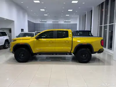 للبيع  جي إم سي كانيون AT4X - موديل 2024 (لون ذهبي) index