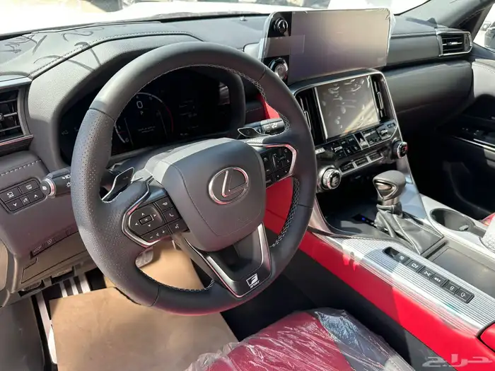 لكزس اف سبورت 2025 7