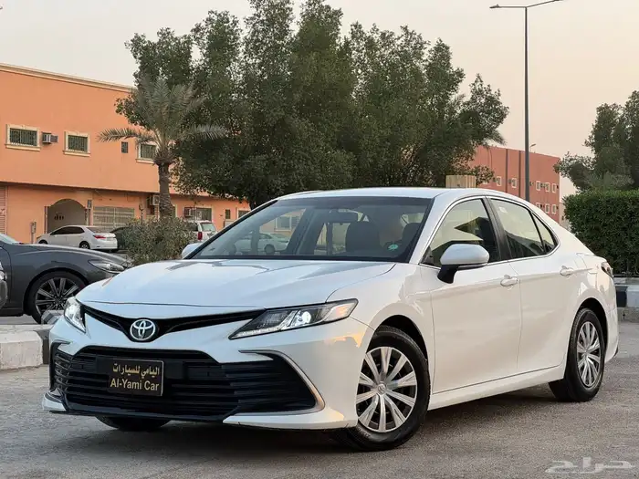 تويوتا كامري 2022 استاندر 3