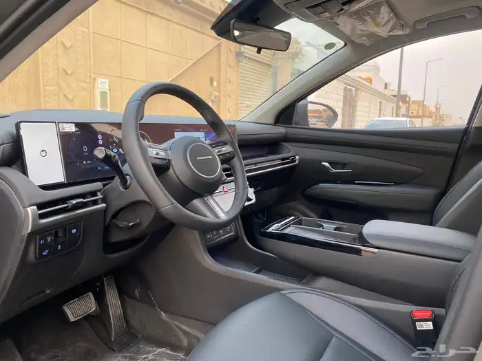 توسان 2024 نص فل كمفورت ( اصفار) 24