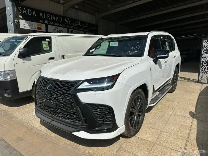 لكزس اف سبورت 2025 0