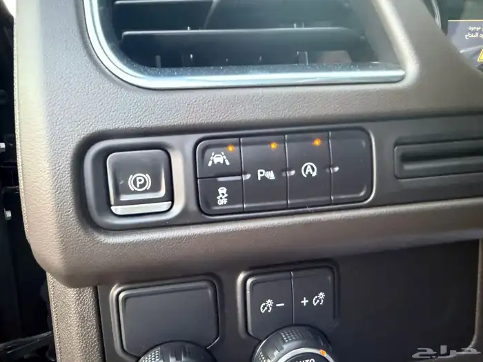 تاهو 2023بدون دبل LS المطور الدفعه ماشي 88 الف اسود 9