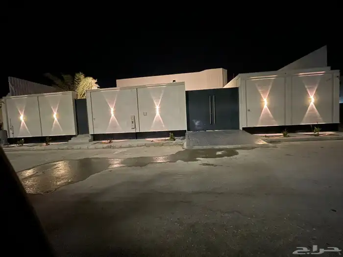 فيلا مودرن جديدة   تشطيب راقى 0