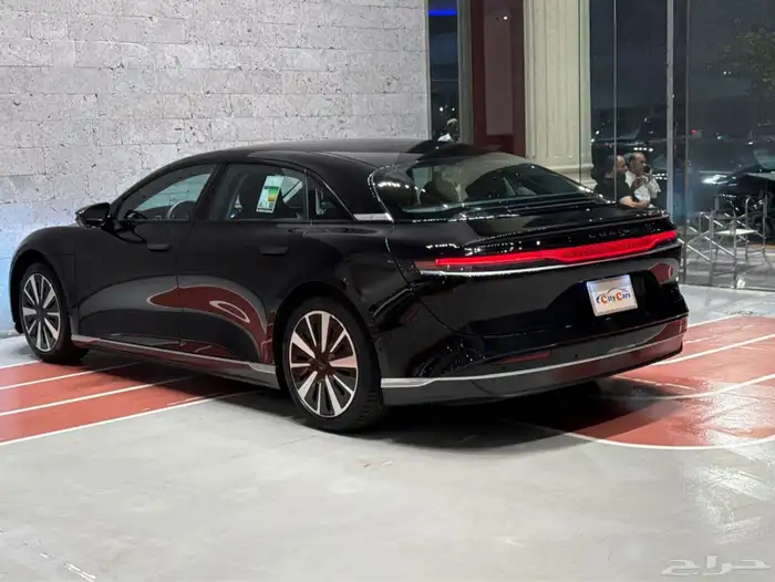 النوع   لوسيد إير موديل   2025 عداد   0k 12