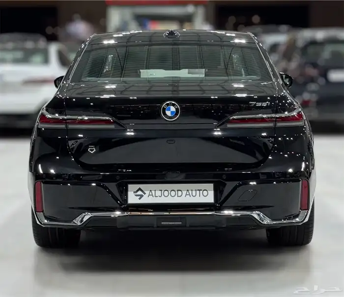 بي ام دبليو 735i 2026 M kit BMW جديد 5