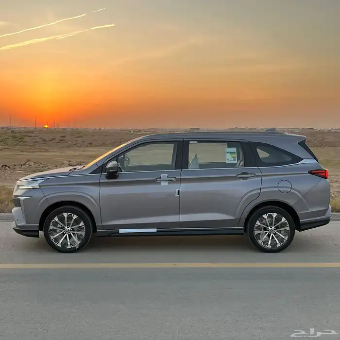 فيلوز 7 ركاب 2025 5