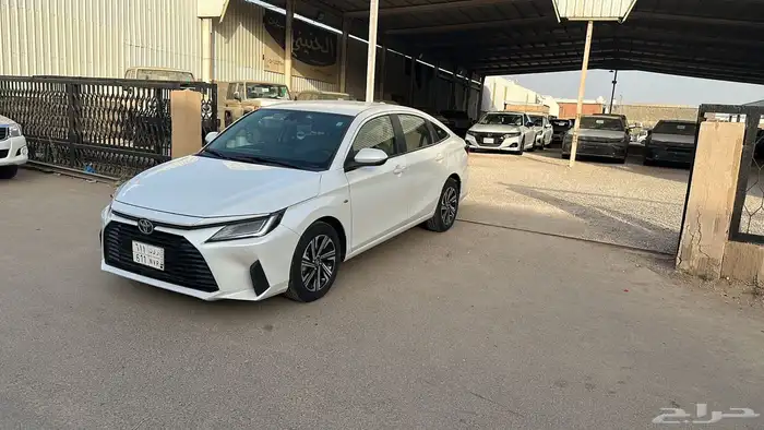 تويوتا يارس 2024 سعودي Y بلس اللون ابيض عداد 60 الف 0