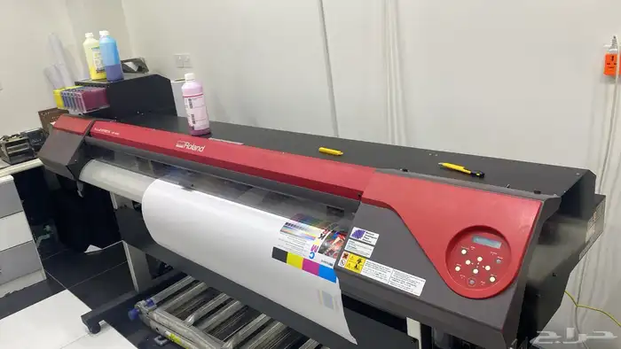 محل دعاية وعلان للتقبيل بكامل اغراضه 3