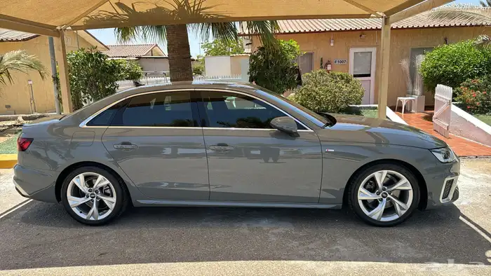 اودي 2022 نظيفة للبيع 3