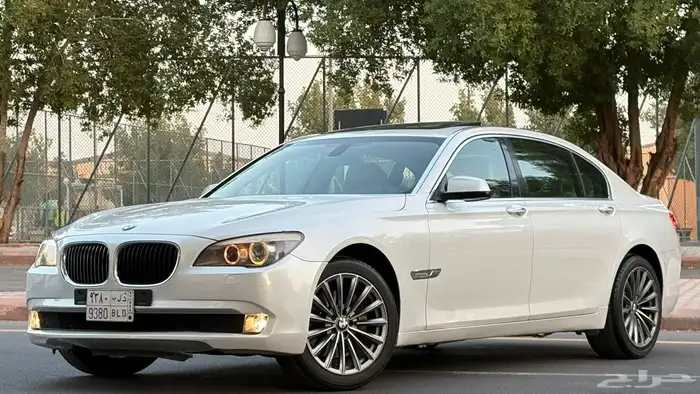 بي ام دبليوiL730 1