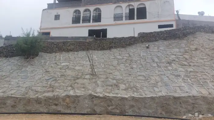 بناء حجر 16