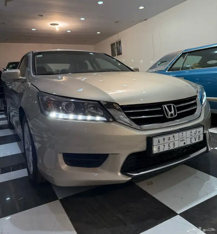 هوندا أكورد 2013 24