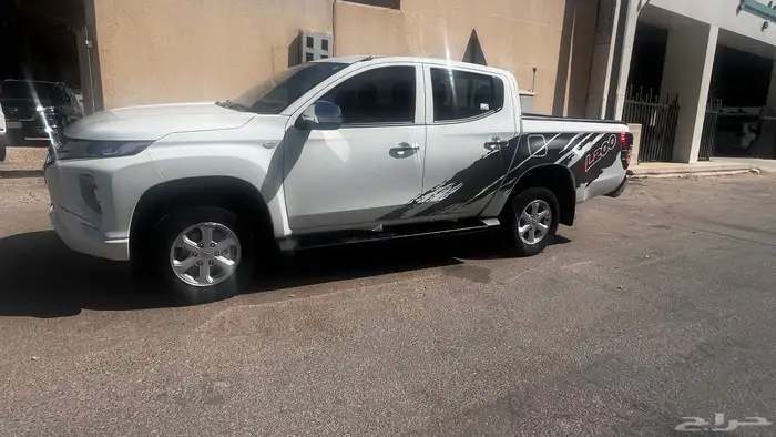 متسوبيشي 2023 ممشى قليل 2