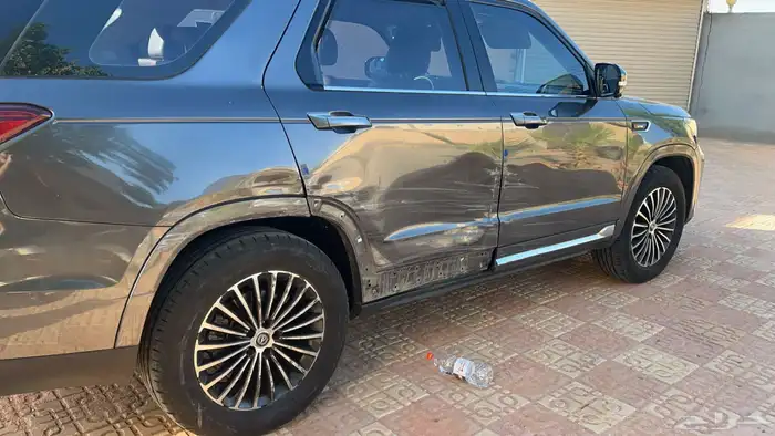 للبيع شانجان CS95 4