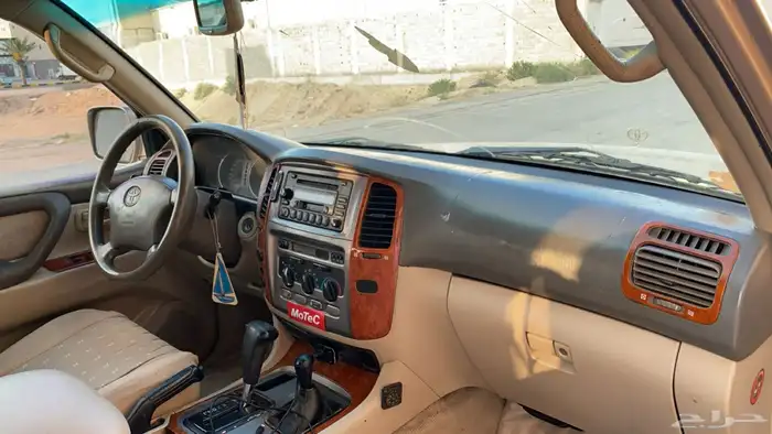 لاند كروزر جي اكس ار 6