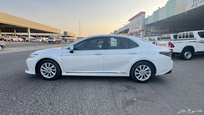 كامري 2024 فل كامل GLE فتحه بنزين 3