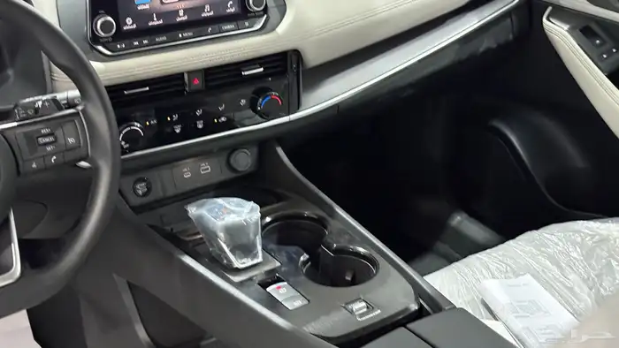 اكس تريل 2025 عرض خاص 97.000 8