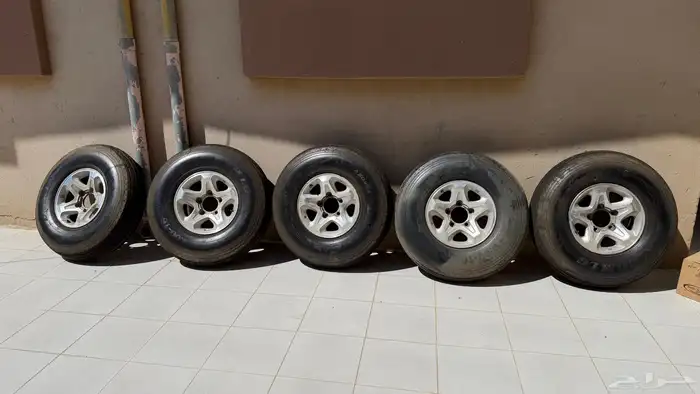 جنوط وبوالين ربع وشاص 0