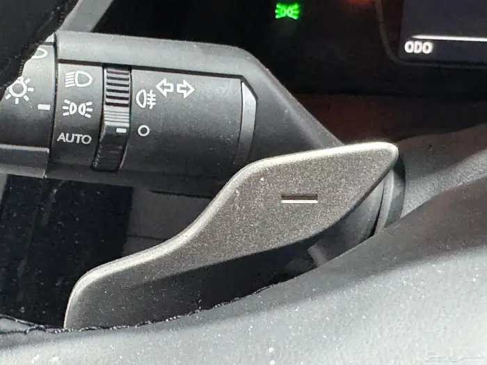 لكزس ES 350 بريمي CC بانوراما بروجيكتر 2025 نظام 50-50 14