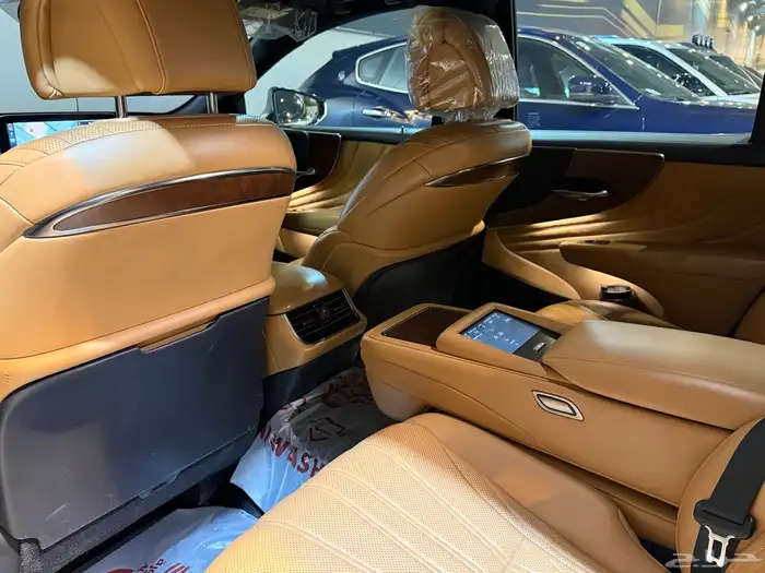 لكزس ES350 2022 (( بحالة ممتازة )) 17