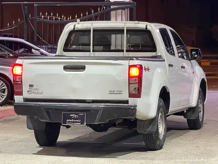 ايسوزو ديماكس 2018 وكالة دبل ديزل 7