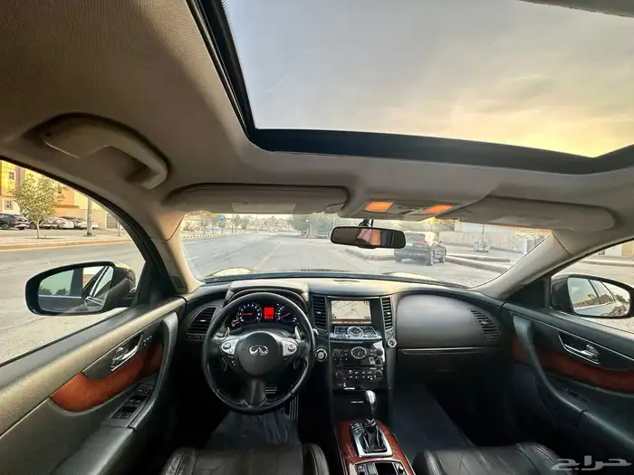 انفنتي fx35فل كامل 2010 30