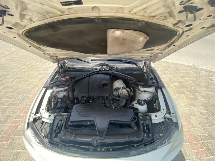 للبيع بي ام دبليو 2014 الفئه الثالثه 1600CC حجم 316 9