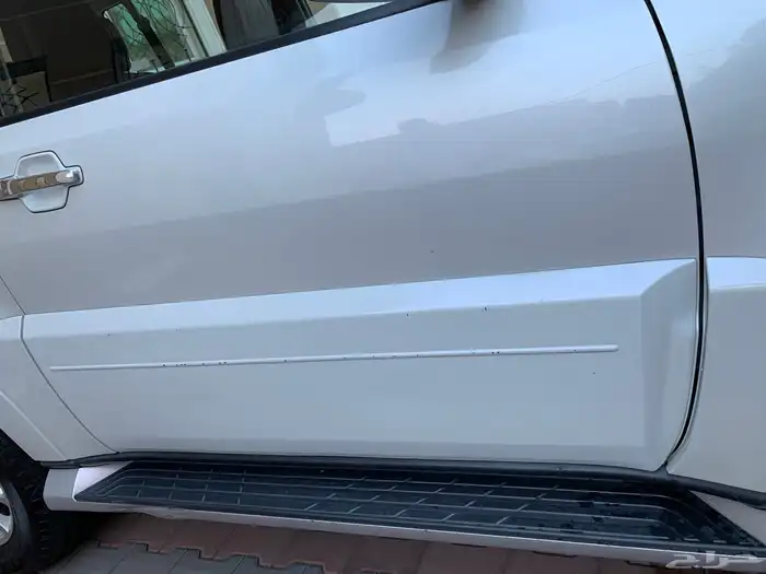 باجيرو ربع 2016 ابيض 3