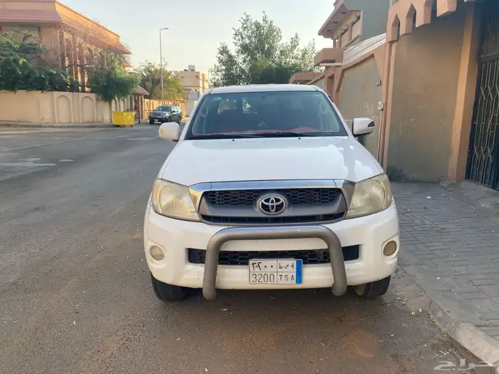 هايلكس 2010 ممشه 400الف شرط 5