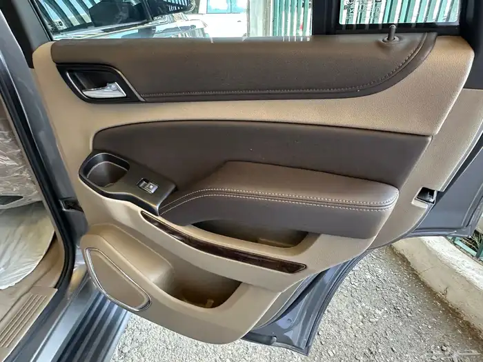 تاهو موديل 2020 مخزن ممشى قليل 92 ألف كم  بحالة الوكالة 40