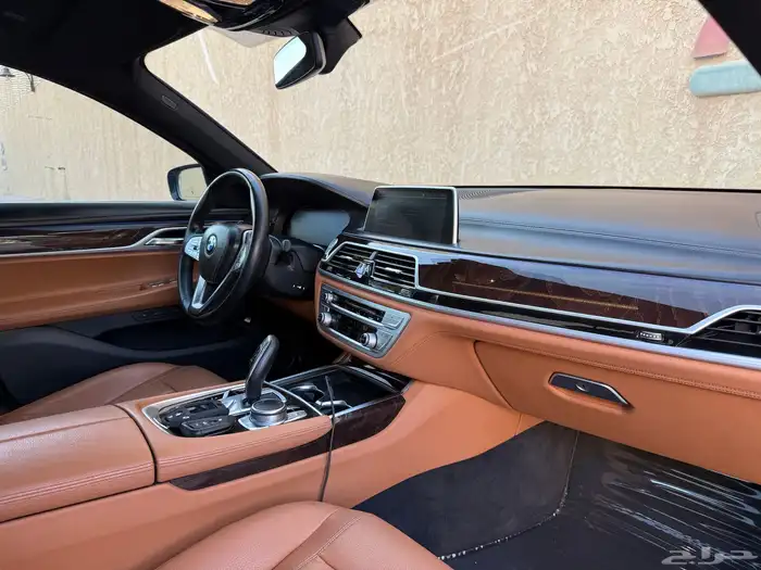 بي ام دبليو 2020 Li 730 42