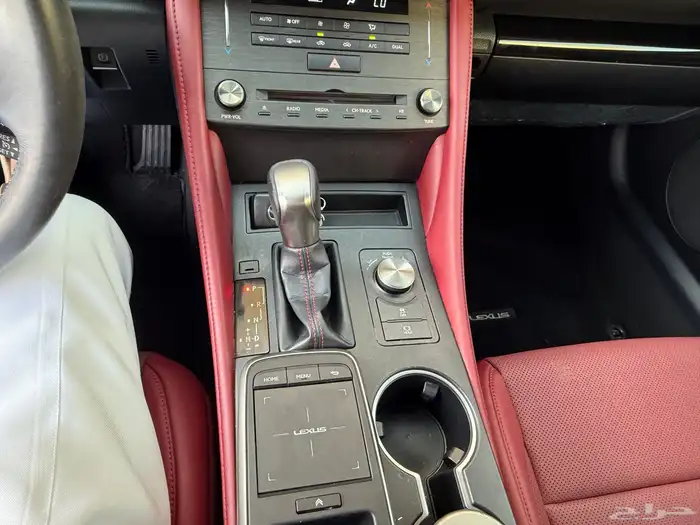 لكزس RC 350 2021 21