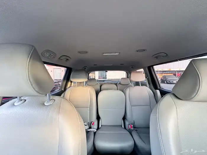 كيا كارنفال 2020 ديزل بطاقه جمركيه وارد كوريا 11