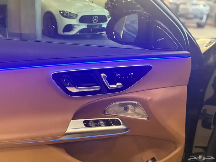 مرسيدس E300 2024 5