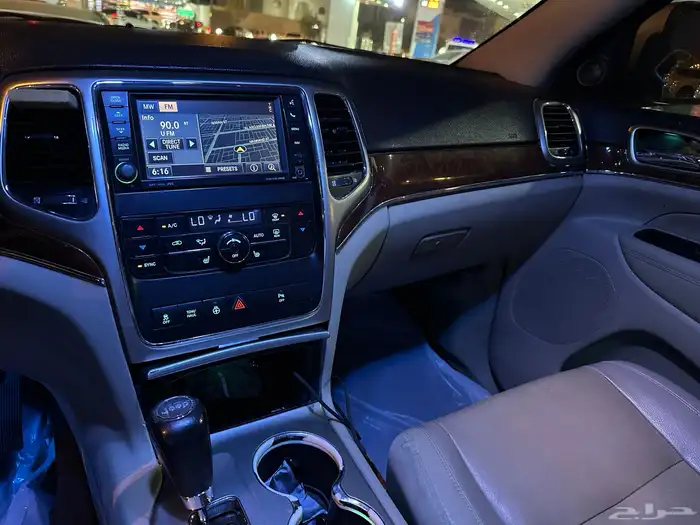 جيب جراند شيروكي 2011 9