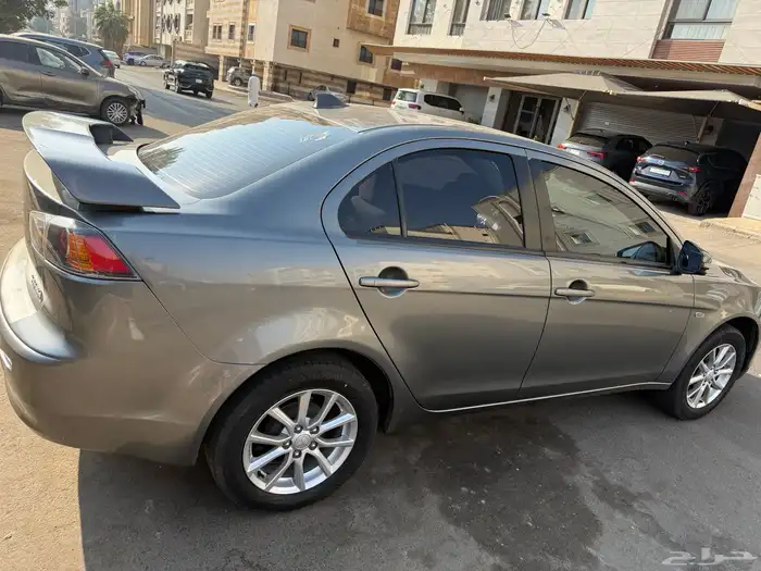 ميتسوبيشي لانسر 2016 6