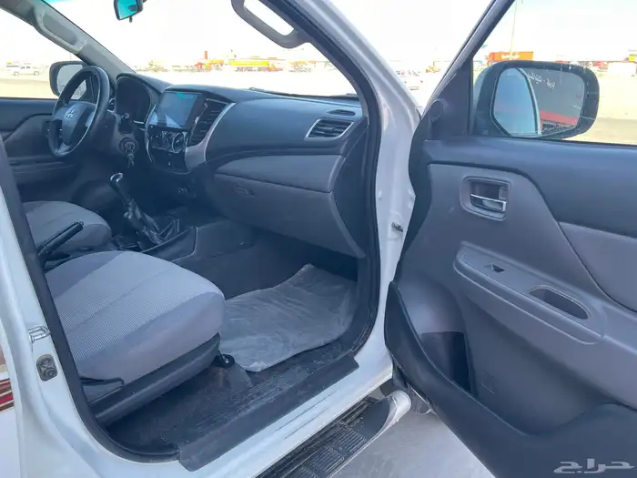 مستوبيشي ديزل قير عادي L200 مديل 2018 7