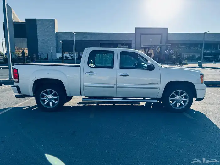 جمس سيرا غمارتين دينالي اللون لؤلؤي 5