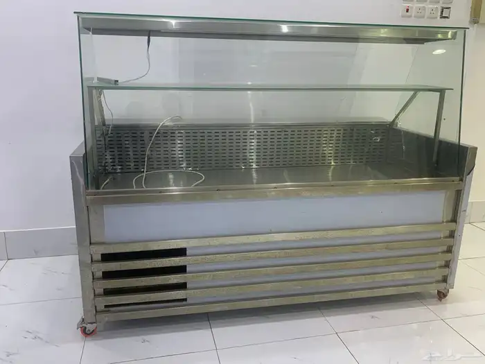 ثلاجه عرض للحوم ومشابه ذلك لعرض اللحوم وايضا  اشياء اخرى 2