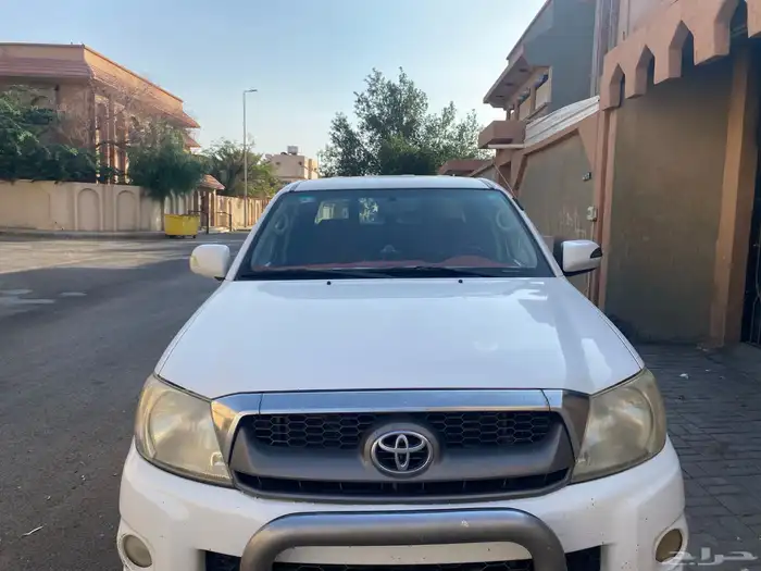 هايلكس 2010 ممشه 400الف شرط 2